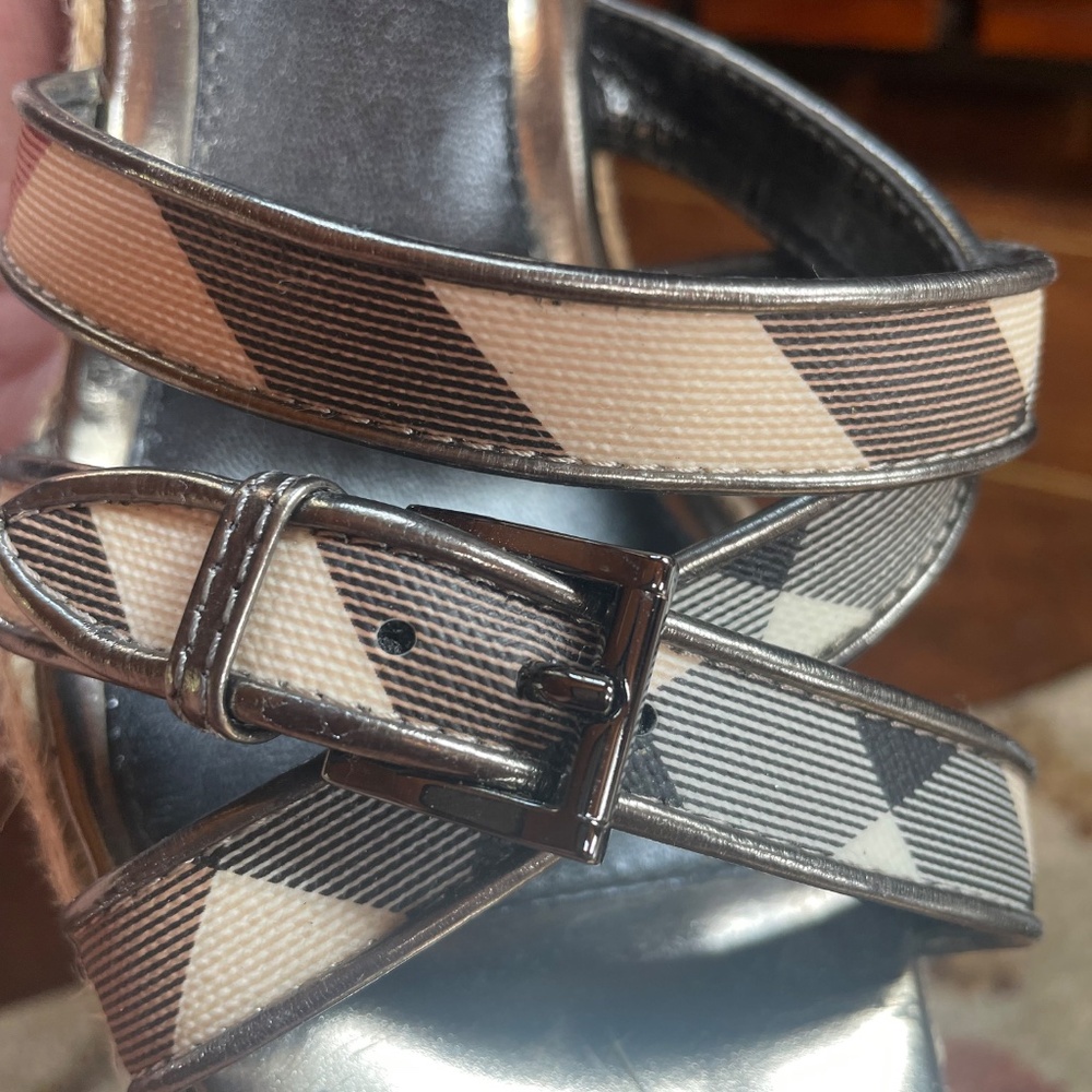 Burberry espadrille sandals - Picture 5 of 9